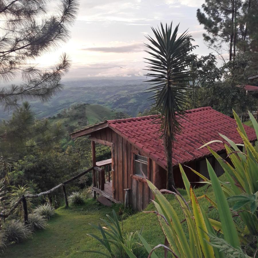 Cabañas Don Camilo Albergue de Montaña Cabecera de Canas Exterior foto